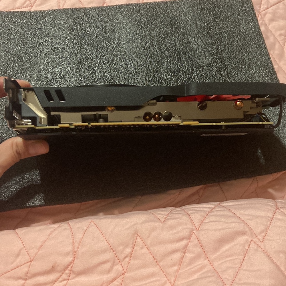 XFX AMD Radeon RX 570 - Graphics Card 4 GB - Picture 4 of 5